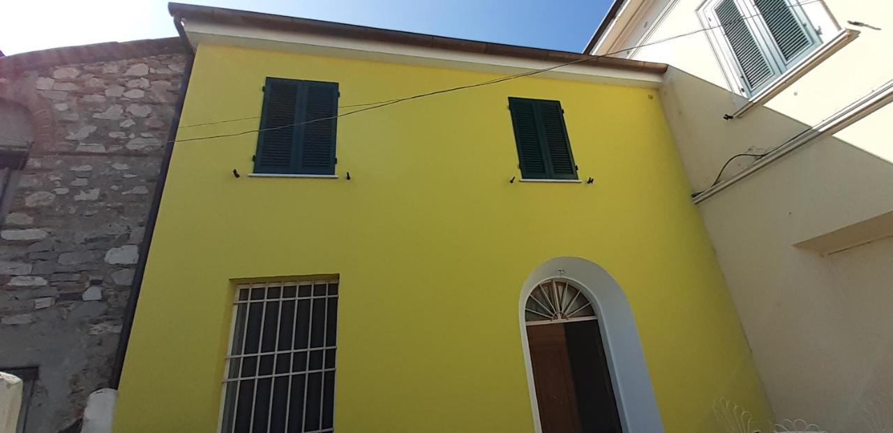 La Casa Gialla Del Ristoro Agricolo Векк'яно Екстер'єр фото